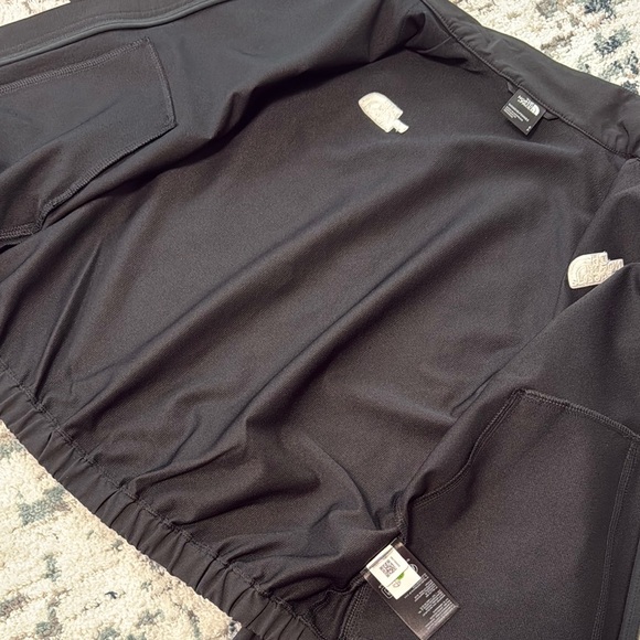 The North Face Willow Black Jacket - Picture 4 of 5